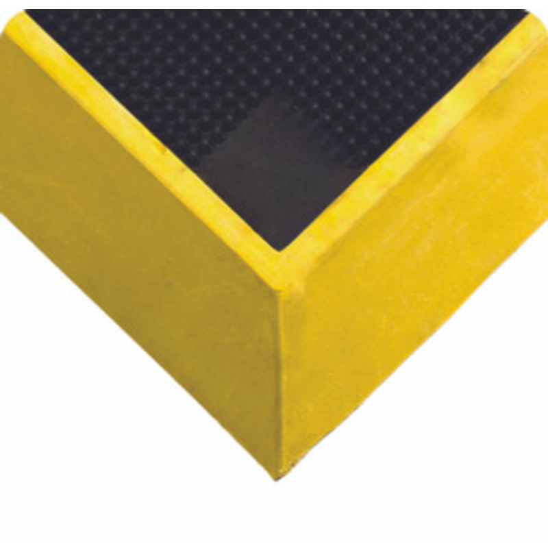 Wearwell Tall Wall Sanitizing Foot Mat w/ 2 1/2 Edges Black, 2 1/2in x 32in x 39in – 222.2.5X32X39BK